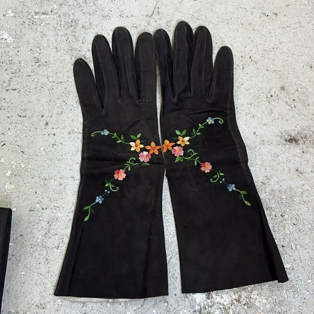 1930 glove set